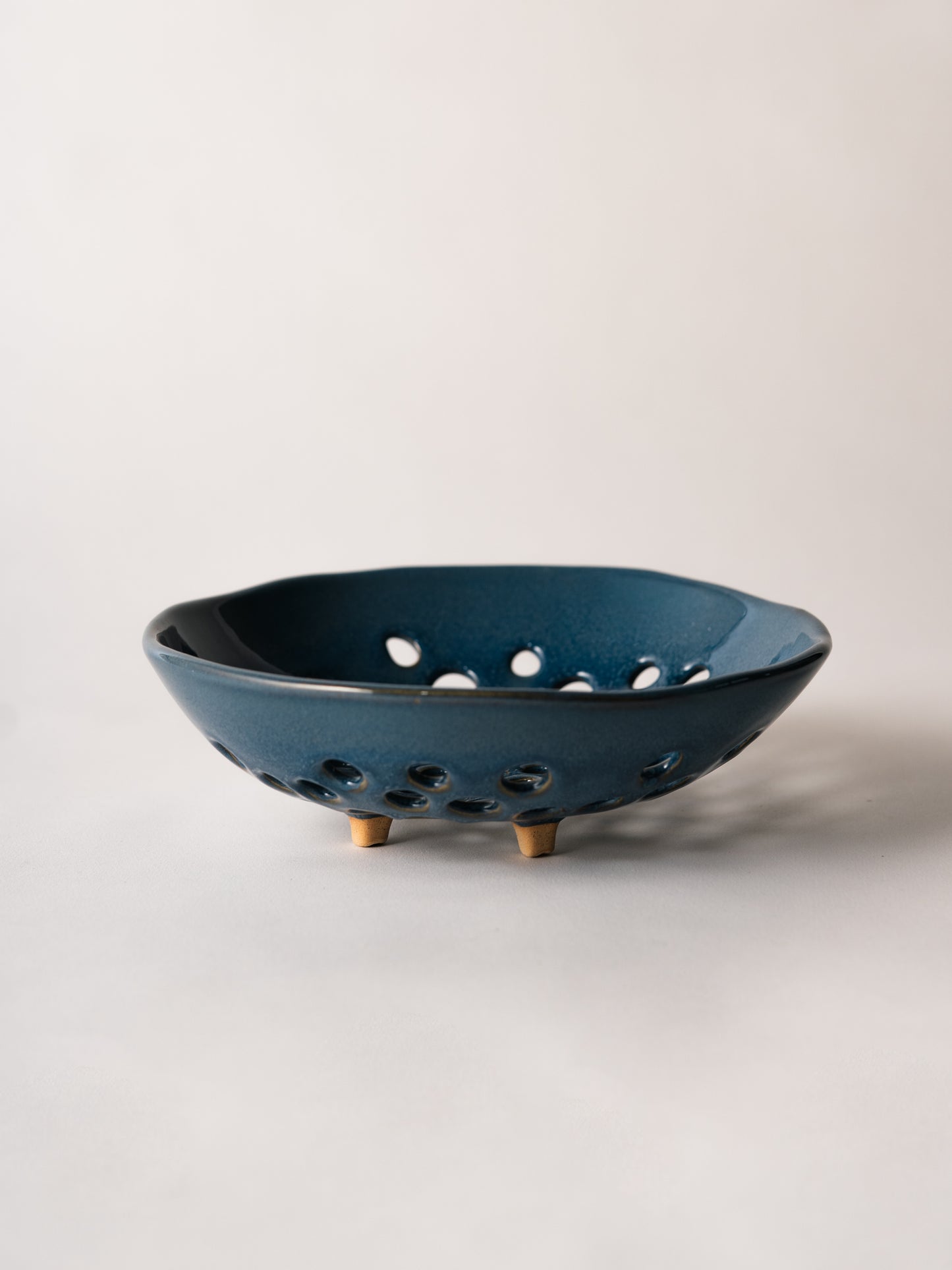 Newland Colander