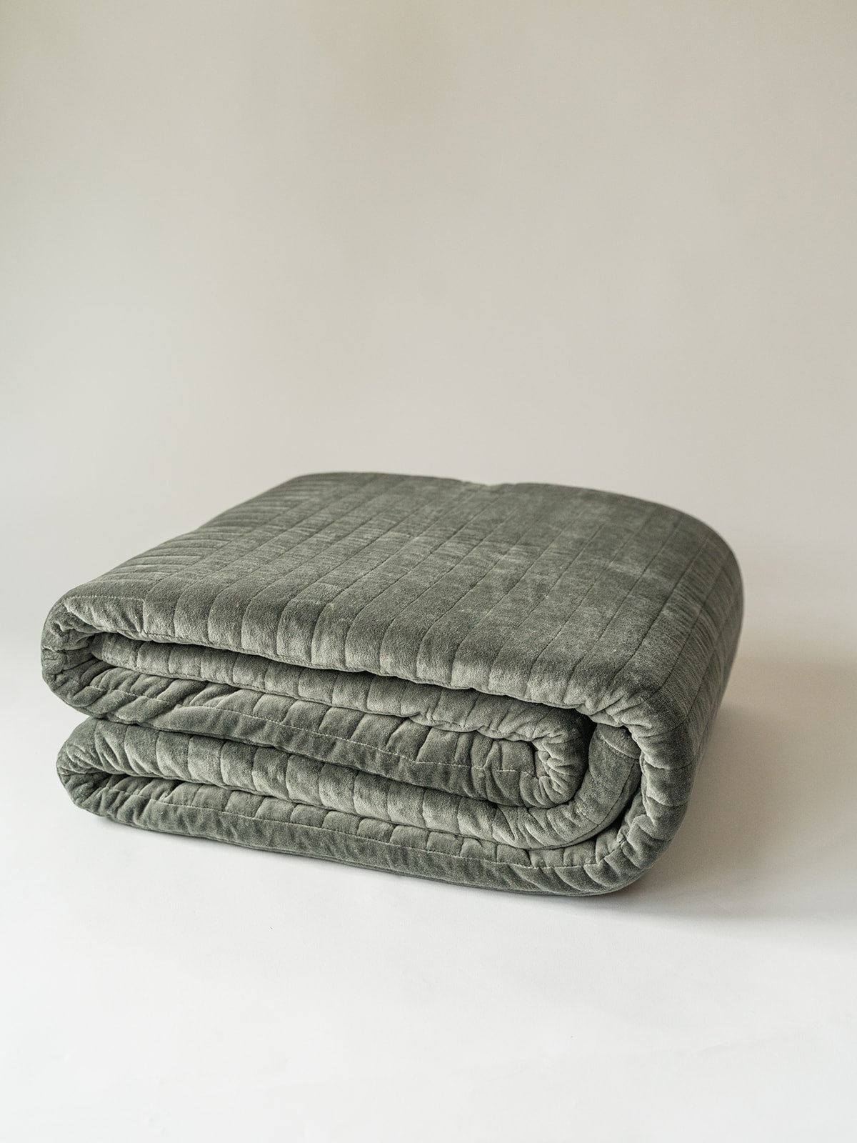 Channel Grid Velvet Quilt
